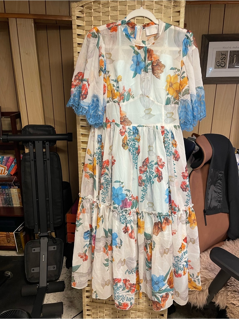 Romantic botanical print mock neck tiered midi dress with lace overlay